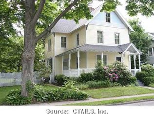 82 Preston St, Windsor, CT 06095