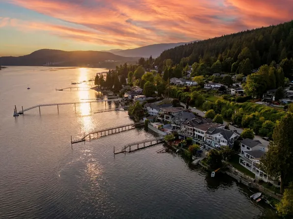 648 Alderside Rd, Pt Moody, BC V3H 3A5