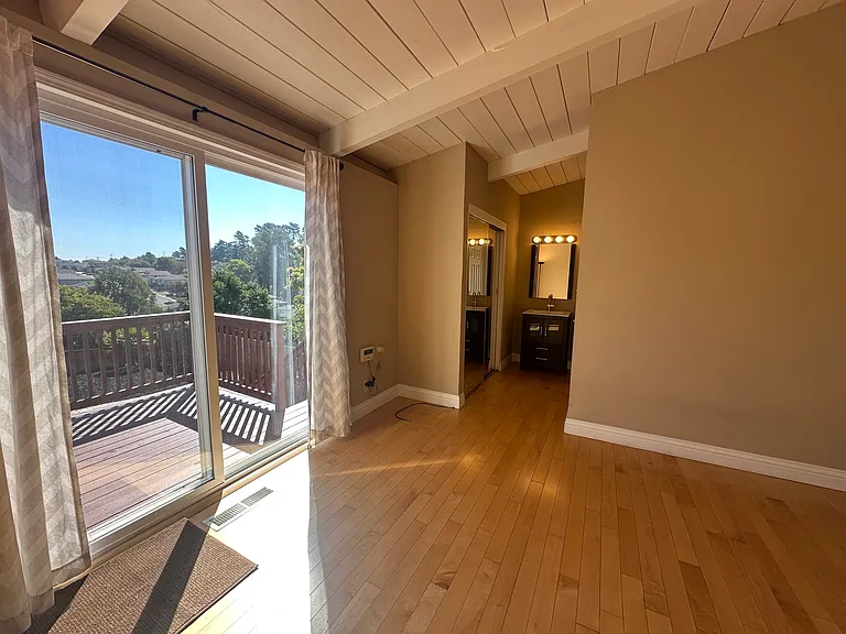 2350 Rosewood Dr — Photo 23