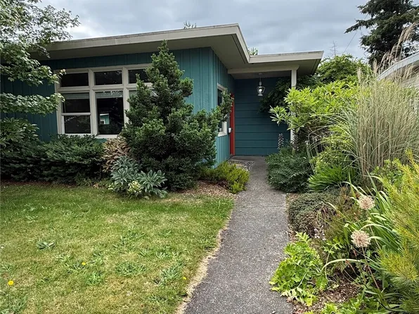 2733 Lynn Street, Bellingham, WA 98225