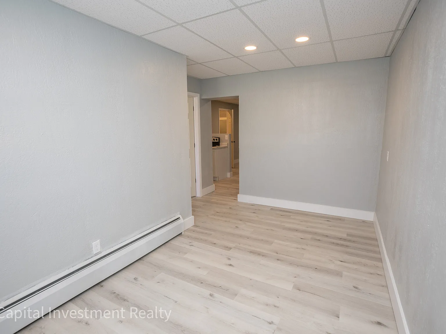 210 E Dunklin St — Photo 4