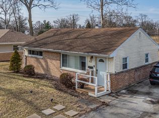 309 Blackhawk Dr, Park Forest, IL 60466
