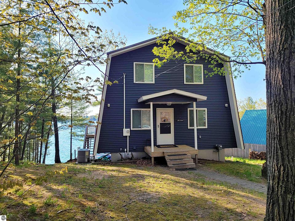 1174 W Bear Lake Rd NE, Kalkaska, MI 49646 Zillow