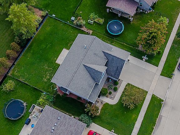 Ariel view of the full house