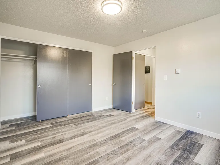 705 State Ave N #3 — Photo 11