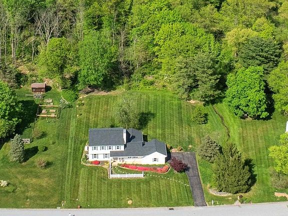 2nd image of 126 Christine Dr