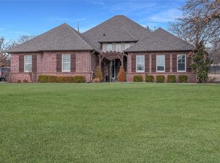 6402 Kenslow Dr, Stillwater, OK 74074