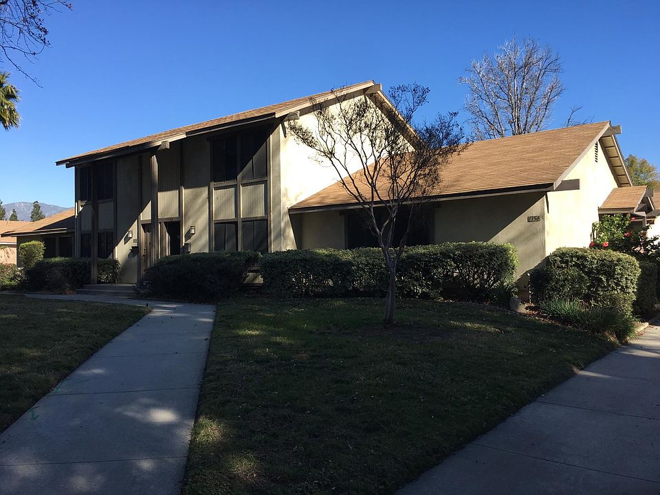 1st image of 1356 N Placer Ave