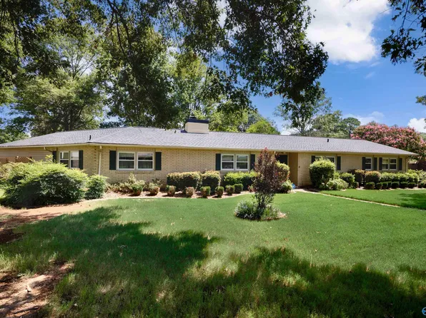 2302 Rothmore Dr SW, Huntsville, AL 35803