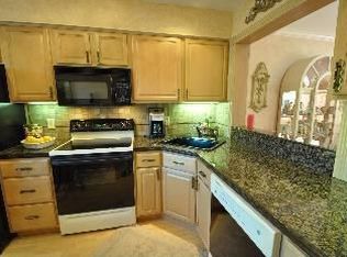 36 Ash Stoker Ln, Horsham, PA 19044