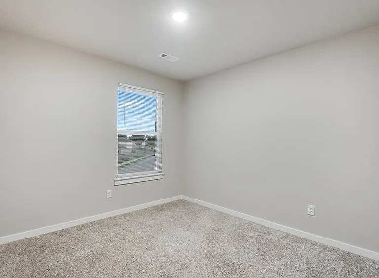 913 W Sonoma St — Photo 14