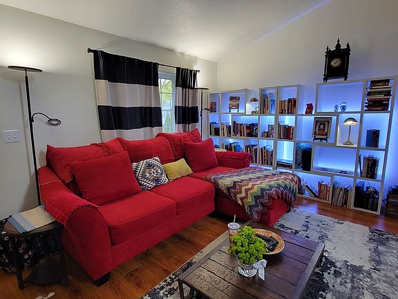2nd image of 3291 Osage St