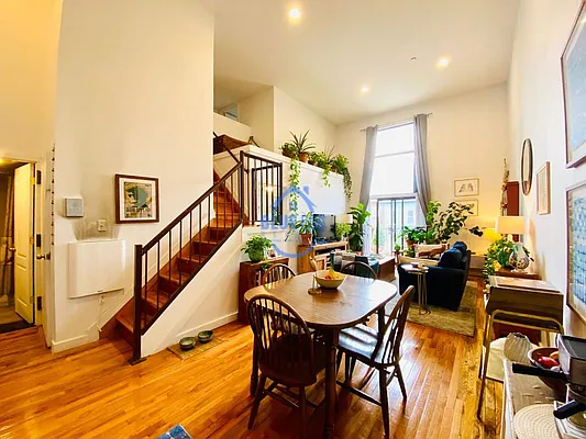 Rented by Blue Egg Realty Corp | media 3