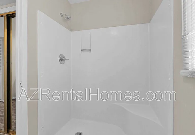 966 E La Jolla Dr — Photo 24