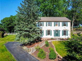 2691 Locust Dr, Pittsburgh, PA