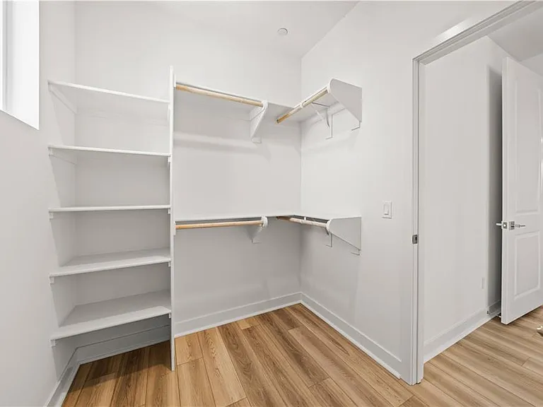 116 Abacus — Photo 30