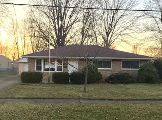 520 Augdon Dr, Elyria, OH 44035