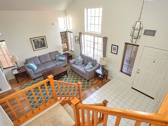 5th image of 28739 Glenheather Dr