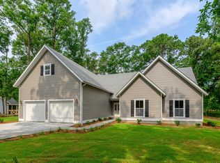 117 Middle Rd, Beaufort, SC 29907