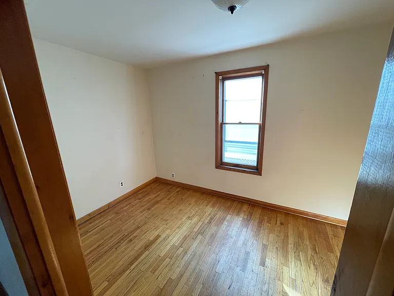 44 Vreeland Ave #1 — Photo 9