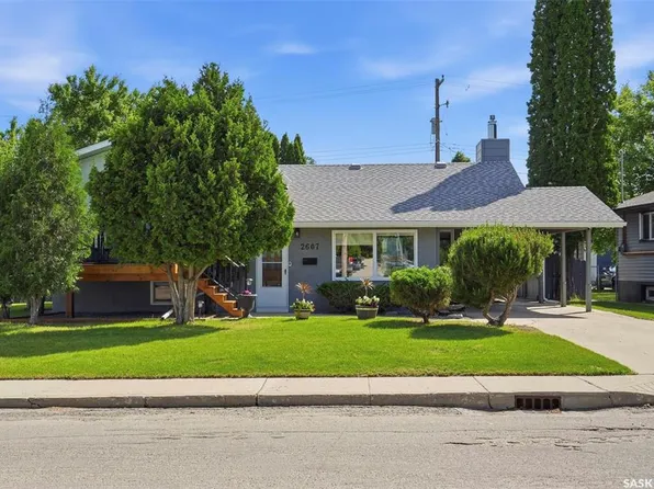 2607 Dufferin AVENUE, Saskatoon, SK S7J 1C7