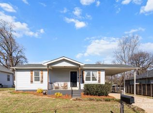 909 Laye St, Belmont, NC 28012