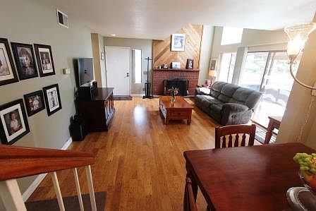 3rd image of 3615 Sequoia Cir