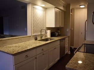 315 N West Ave, Waukesha, WI 53186