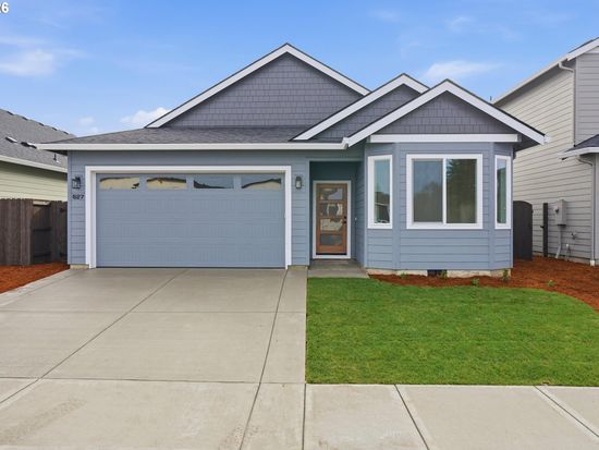627 SE 34th St, Battle Ground, WA 98604