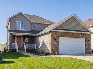 10328 Nicklaus St, Winfield, IN 46307