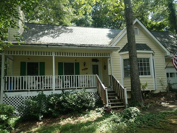2nd image of 1921 Fernwood Dr