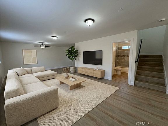 4th image of 146 W 93rd St