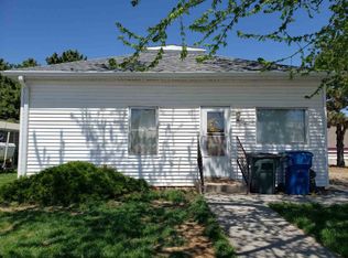 1216 E 27th St, Kearney, NE 68847