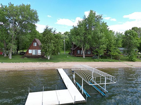 4th image of 14152 SE Turtle Lake Rd