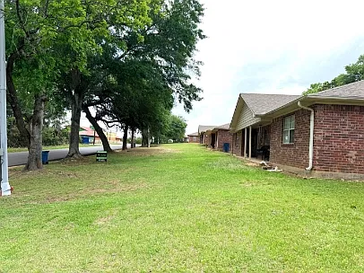 2 bed, 1105 sqft, $1,050 — Photo 4