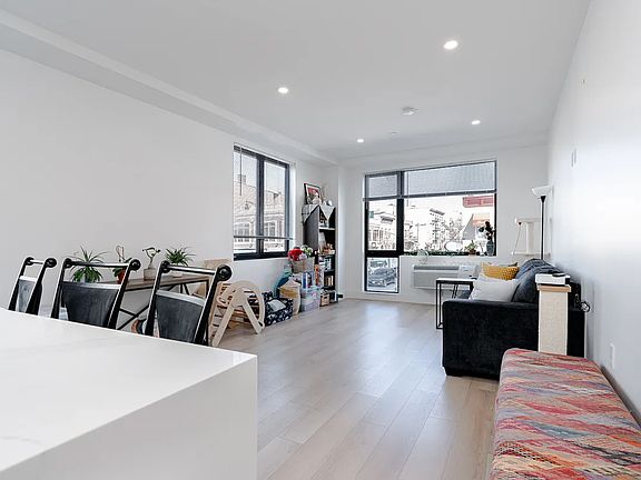 3rd image of 38-02 Broadway #2Q