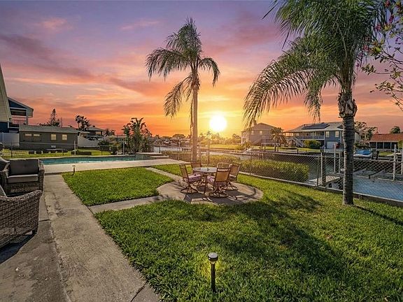 4th image of 5001 Marlin Dr