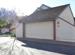 1867 Suntree Ln, Simi Valley, CA 93063