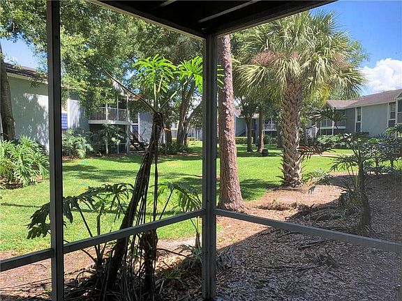 5th image of 3823 Bay Club Cir Unit 103