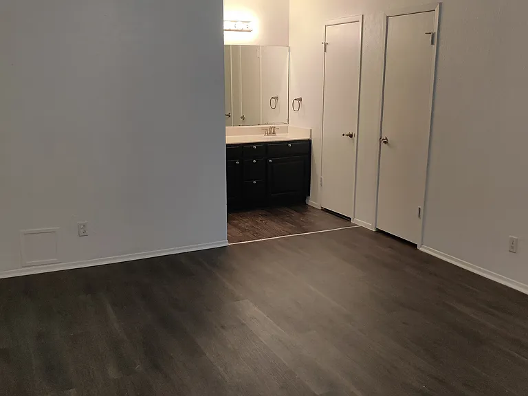 10204 Doc Holliday Trl — Photo 13