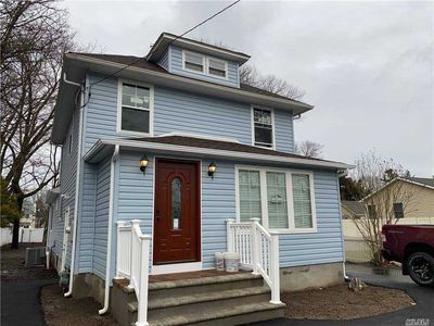 461 Moffitt Blvd, Islip, NY, 11751