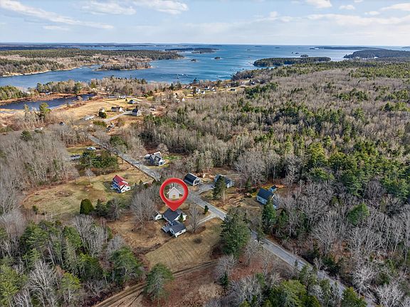 3rd image of 198 Medomak Road