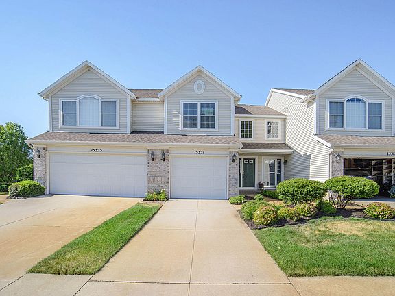 3rd image of 15321 Broadmoor Pl
