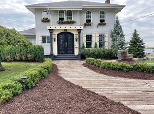 2806 Military St, Port Huron, MI