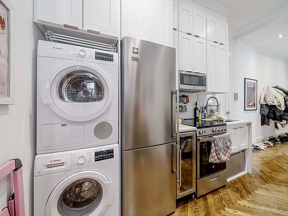 5th image of 37 King St APT 6H