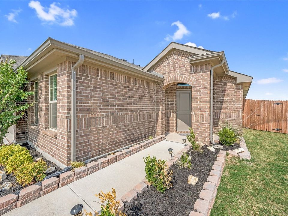 1st image of 8400 Comanche Springs Dr