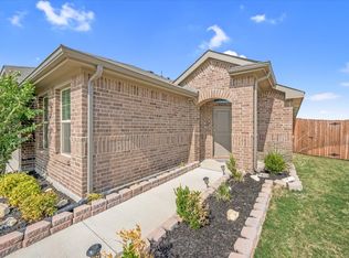 8400 Comanche Springs Dr, Fort Worth, TX 76131