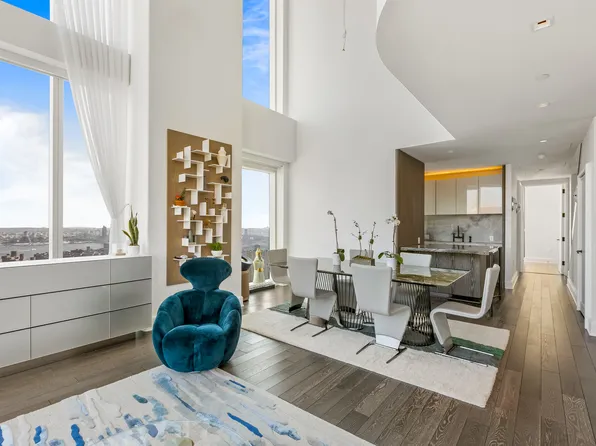 45 East 22nd Street 42B image 2 of 22