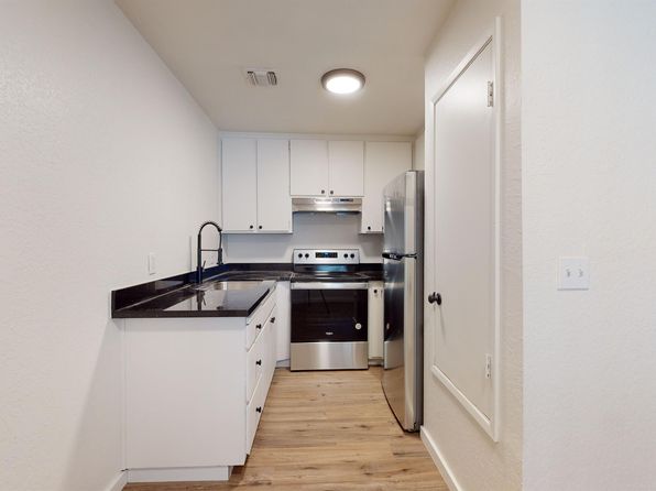 1810 Parallel St #4