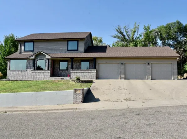 133 Hyde Dr, Pierre, SD 57501